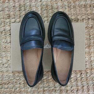 Madewell Classic Black Leather Loafers